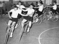 Jugend-Reigenmannschaft, 1955