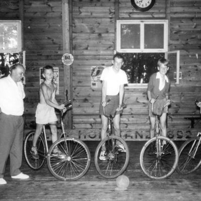 Nachwuchs-Training in der Radsporthalle, 1962